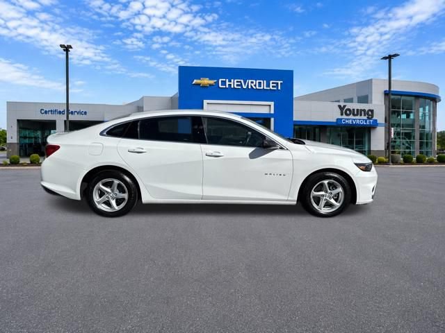 Used 2017 Chevrolet Malibu LS FWD image 8