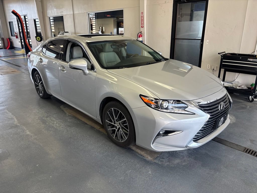 Used 2017 Lexus ES 350