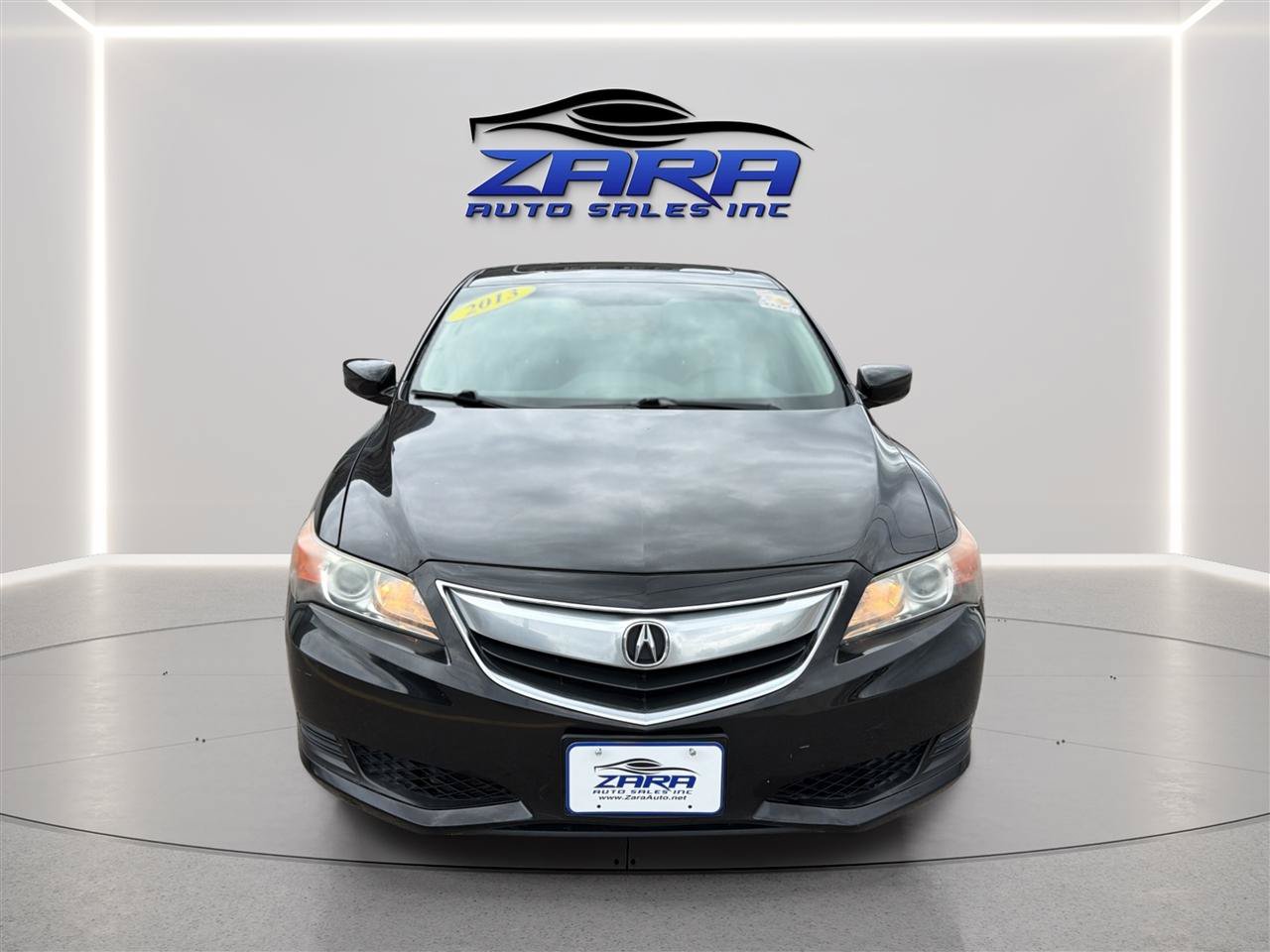 Used 2013 Acura ILX FWD image 2