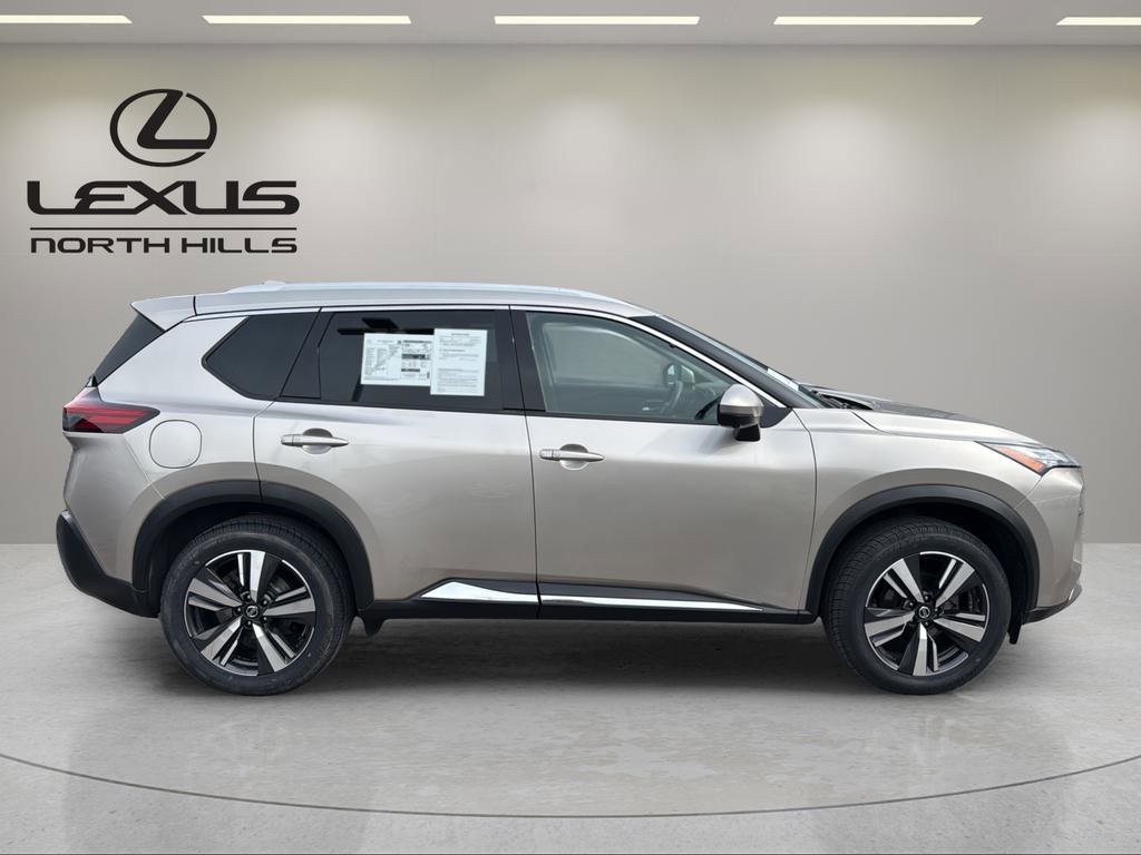 Used 2021 Nissan Rogue SL w/ Premium Package image 5