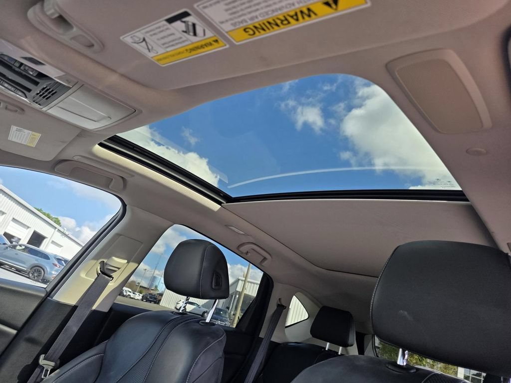 Used 2023 Acura RDX w/ Technology Package FWD image 25
