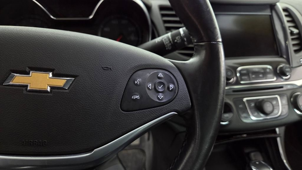 Used 2014 Chevrolet Impala LT w/ Premium Seating Package image 18