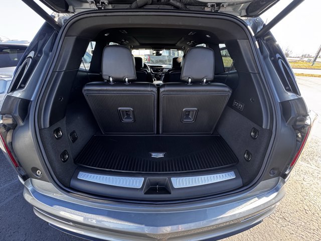 Used 2024 Cadillac XT6 Sport w/ Technology Package image 8