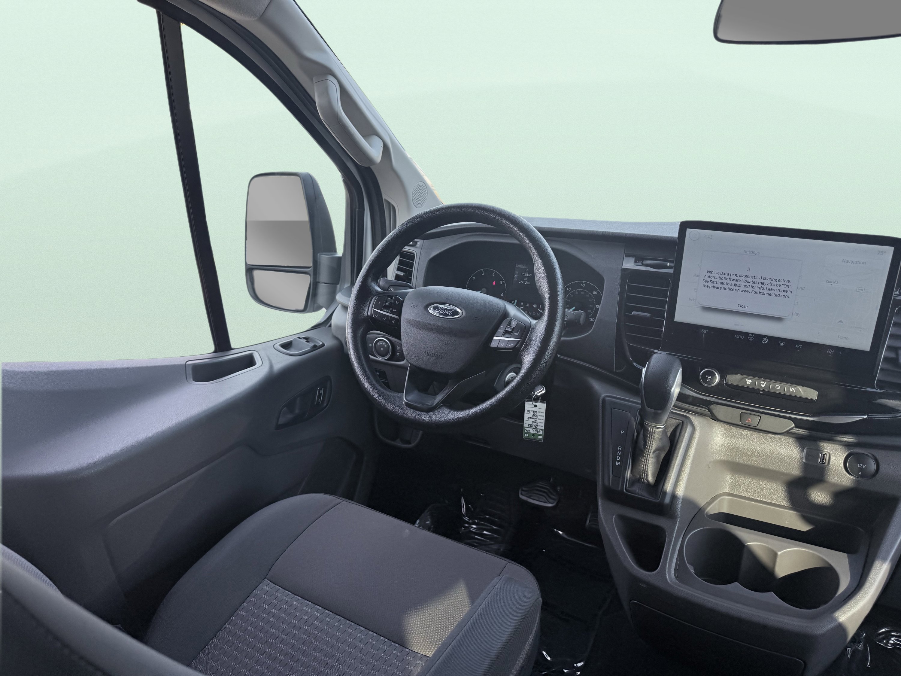 Used 2023 Ford Transit 350 XLT image 31