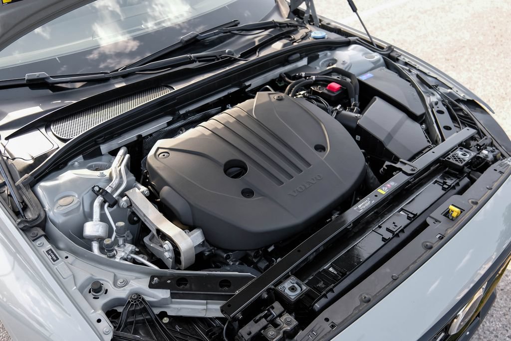 Used 2024 Volvo S60 B5 Core FWD image 58