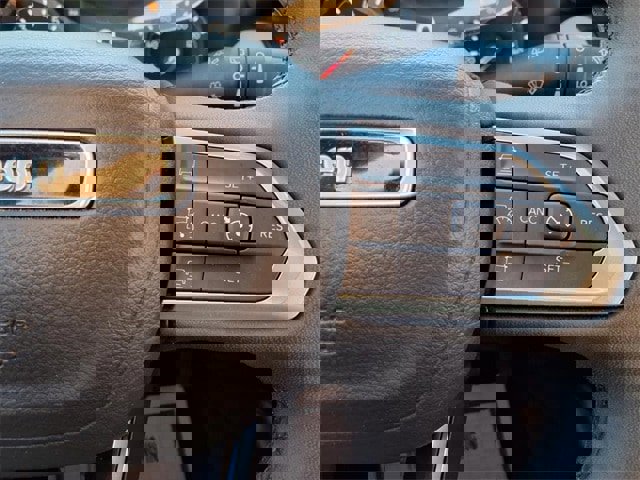 Used 2024 Jeep Compass Limited image 10