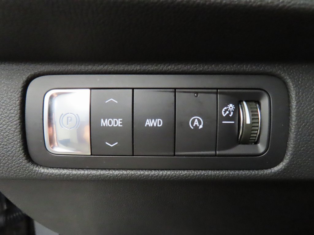 Used 2024 Chevrolet Traverse RS w/ LPO, Floor Liner Package image 57