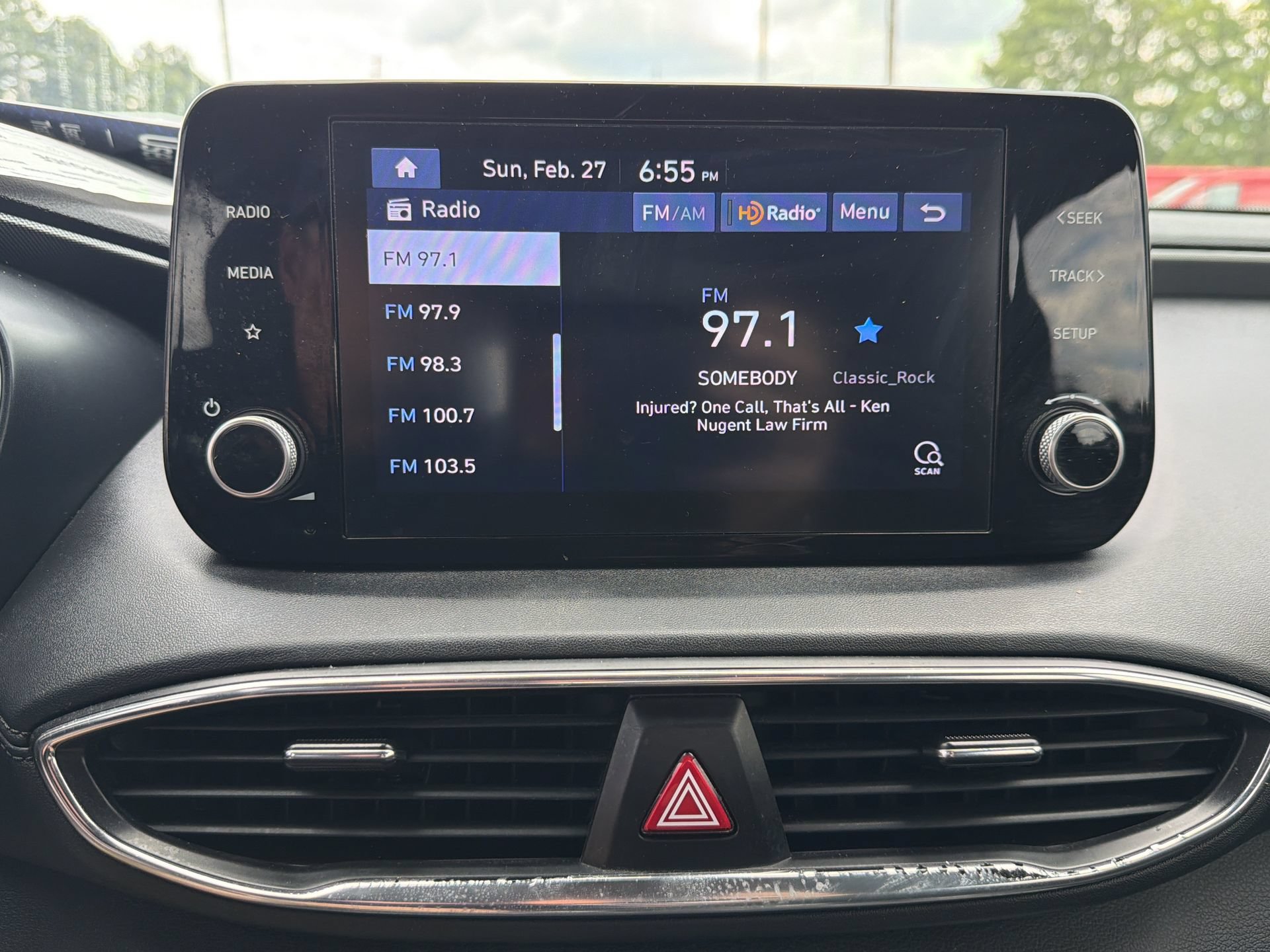 Used 2021 Hyundai Santa Fe SE FWD image 6
