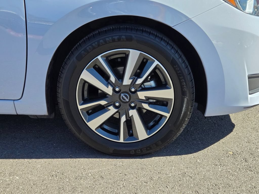 Certified 2024 Nissan Versa SV FWD image 12