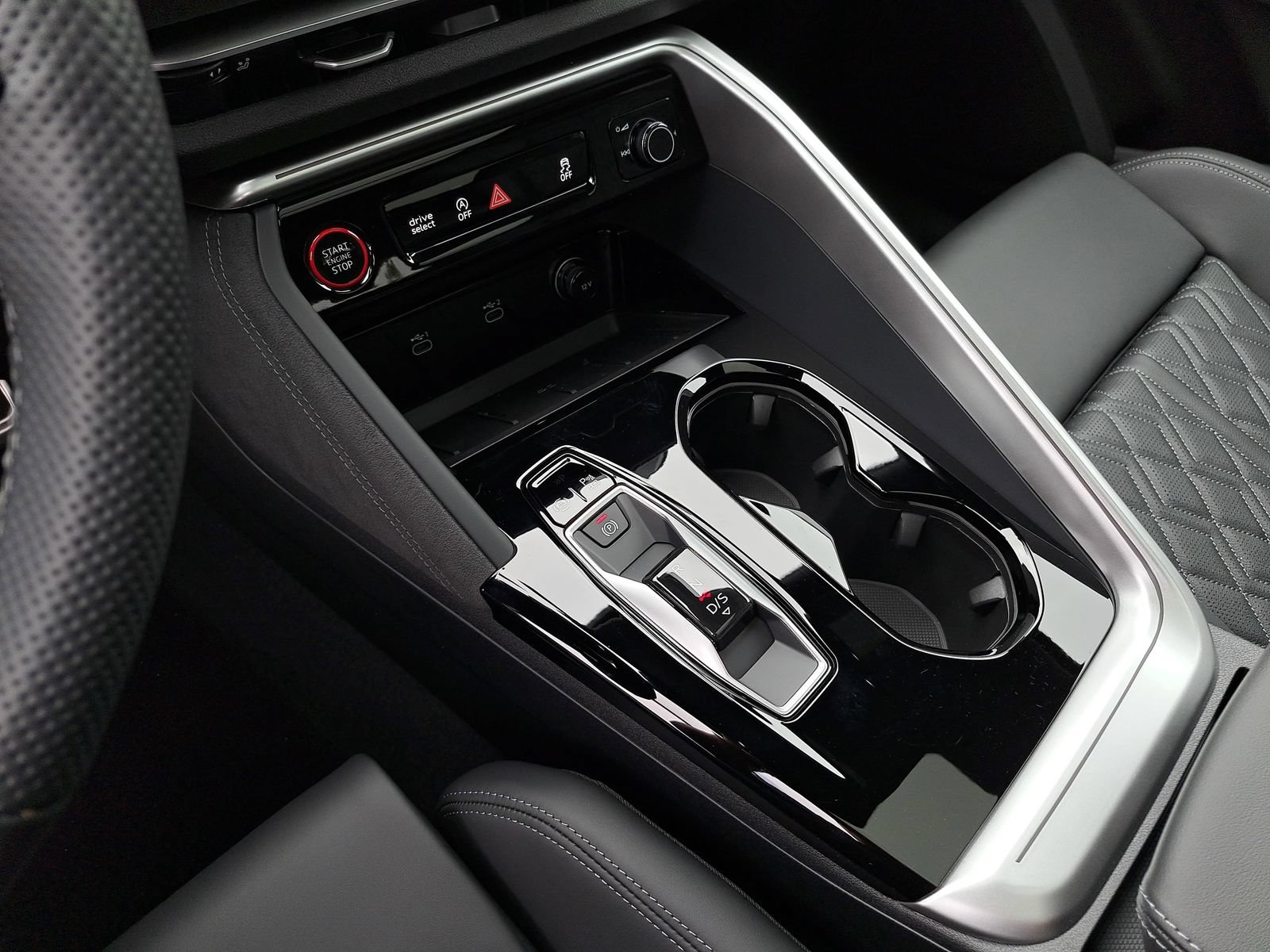 New 2026 Audi SQ5 Premium Plus AWD/4WD image 26