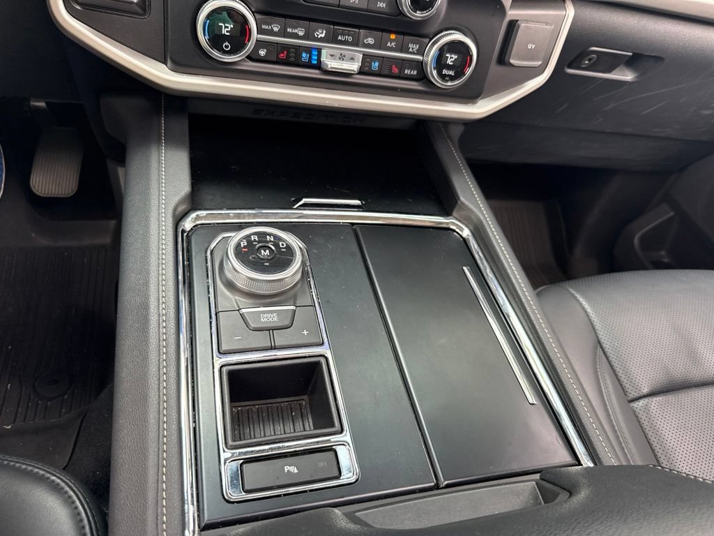 Used 2023 Ford Expedition XLT RWD image 38