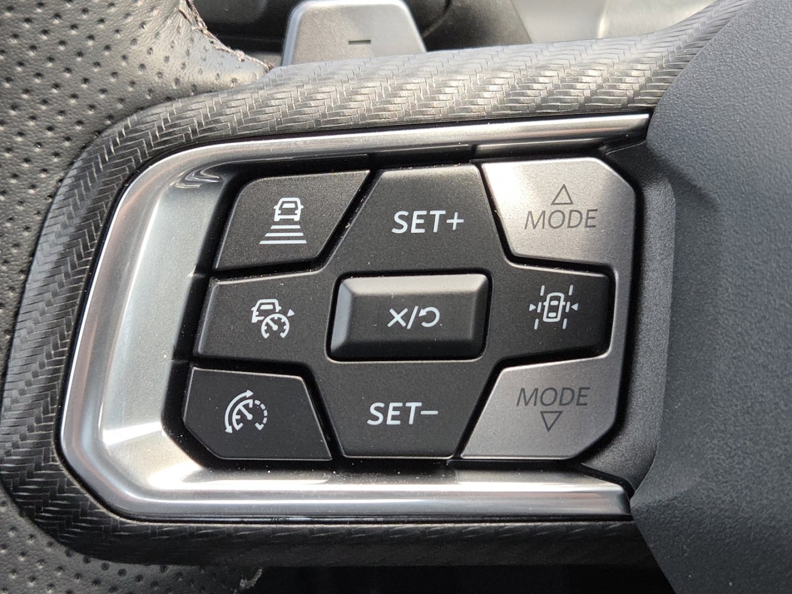 Used 2024 Ford Mustang GT Premium RWD image 11