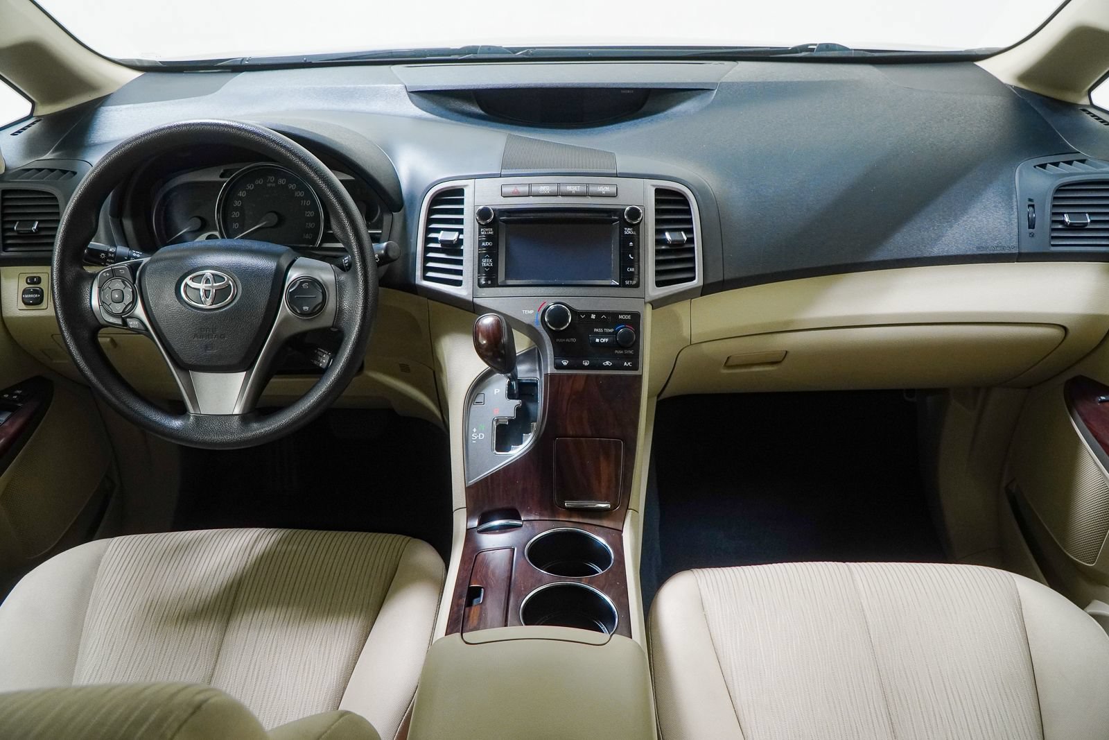 Used 2013 Toyota Venza LE FWD image 23