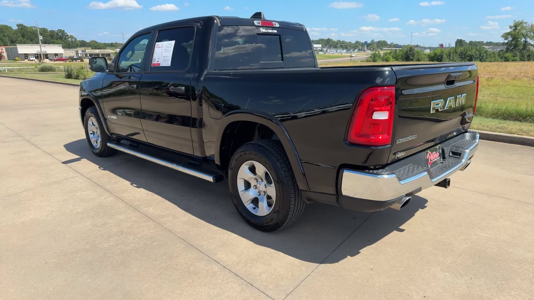 Used 2025 RAM 1500 Big Horn AWD/4WD image 6