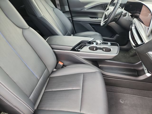 Certified 2024 Cadillac Lyriq Sport AWD/4WD image 21