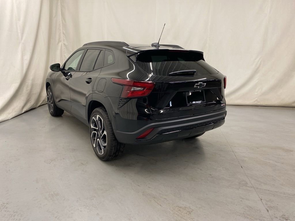 New 2026 Chevrolet Trax RS w/ Driver Confidence Package image 5