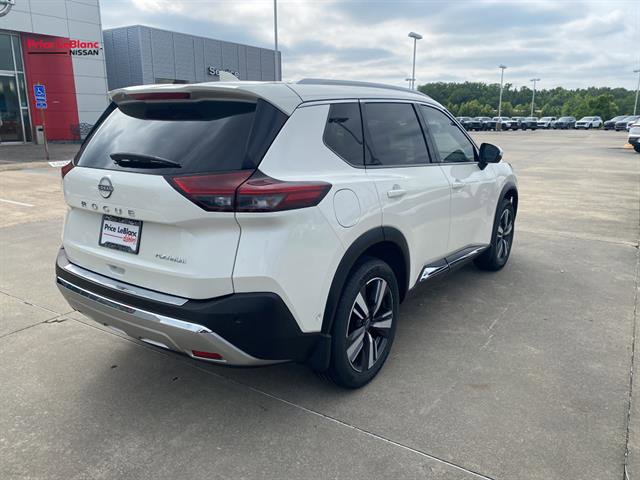 Used 2023 Nissan Rogue Platinum w/ Platinum Premium Package FWD image 7