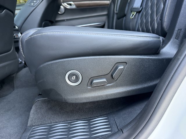 Used 2023 Genesis GV80 3.5T AWD/4WD image 27