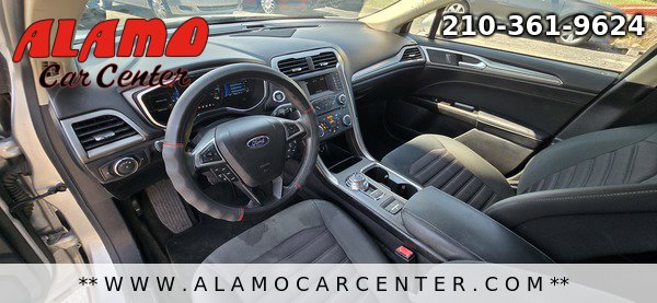 Used 2017 Ford Fusion SE image 35