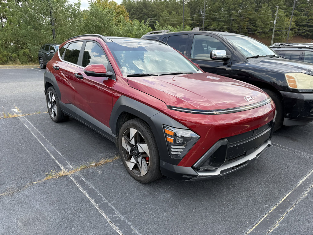 Used 2024 Hyundai Kona Limited FWD image 2