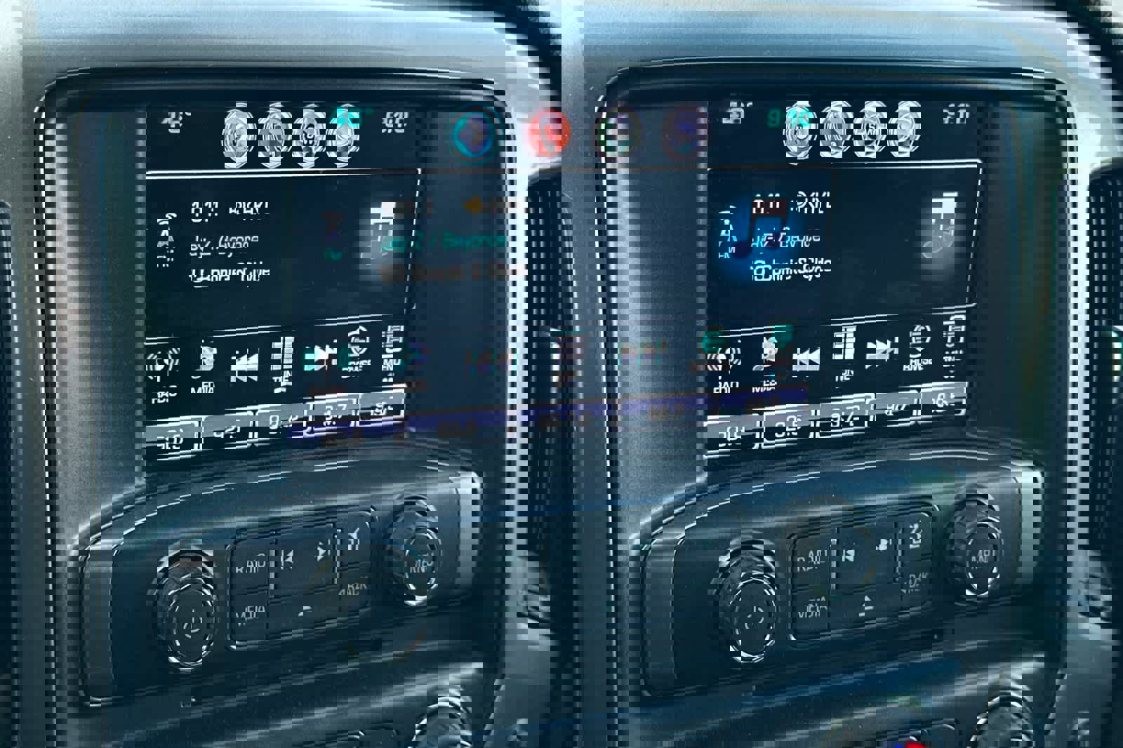 Used 2018 Chevrolet Silverado 1500 LT w/ All Star Edition image 19