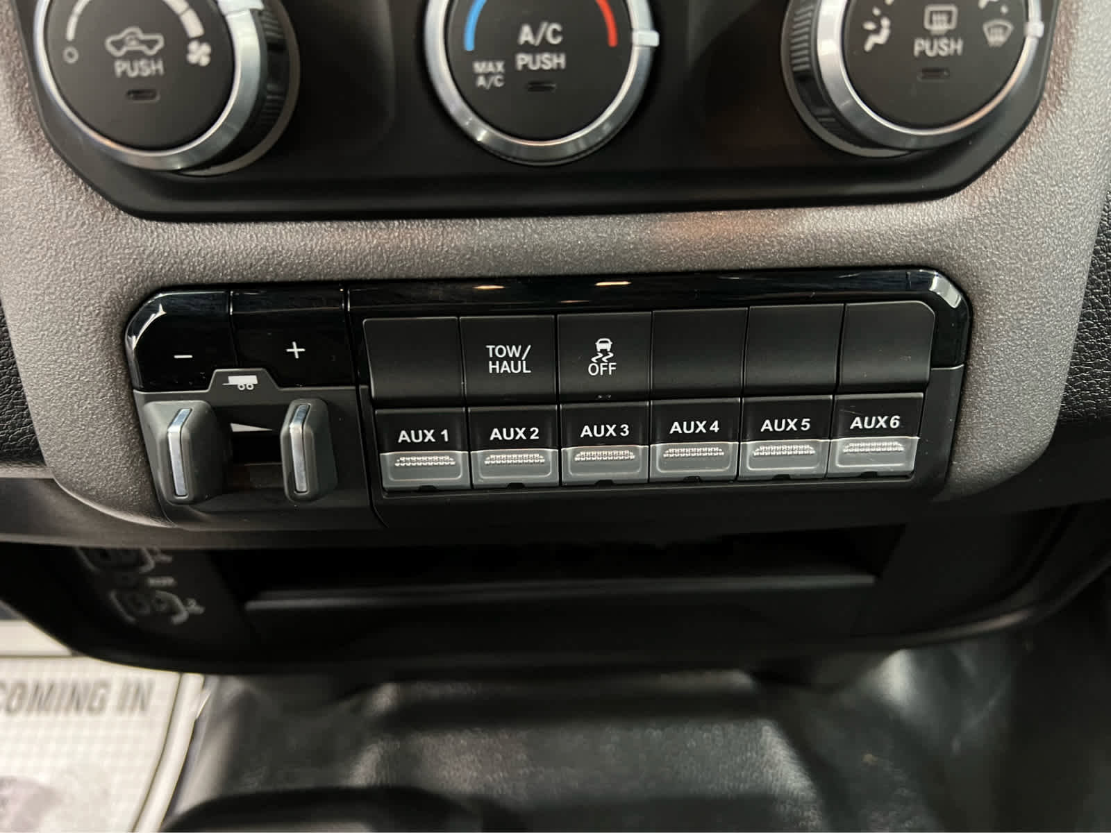 Used 2023 RAM 2500 Tradesman w/ Snow Chief Group image 4