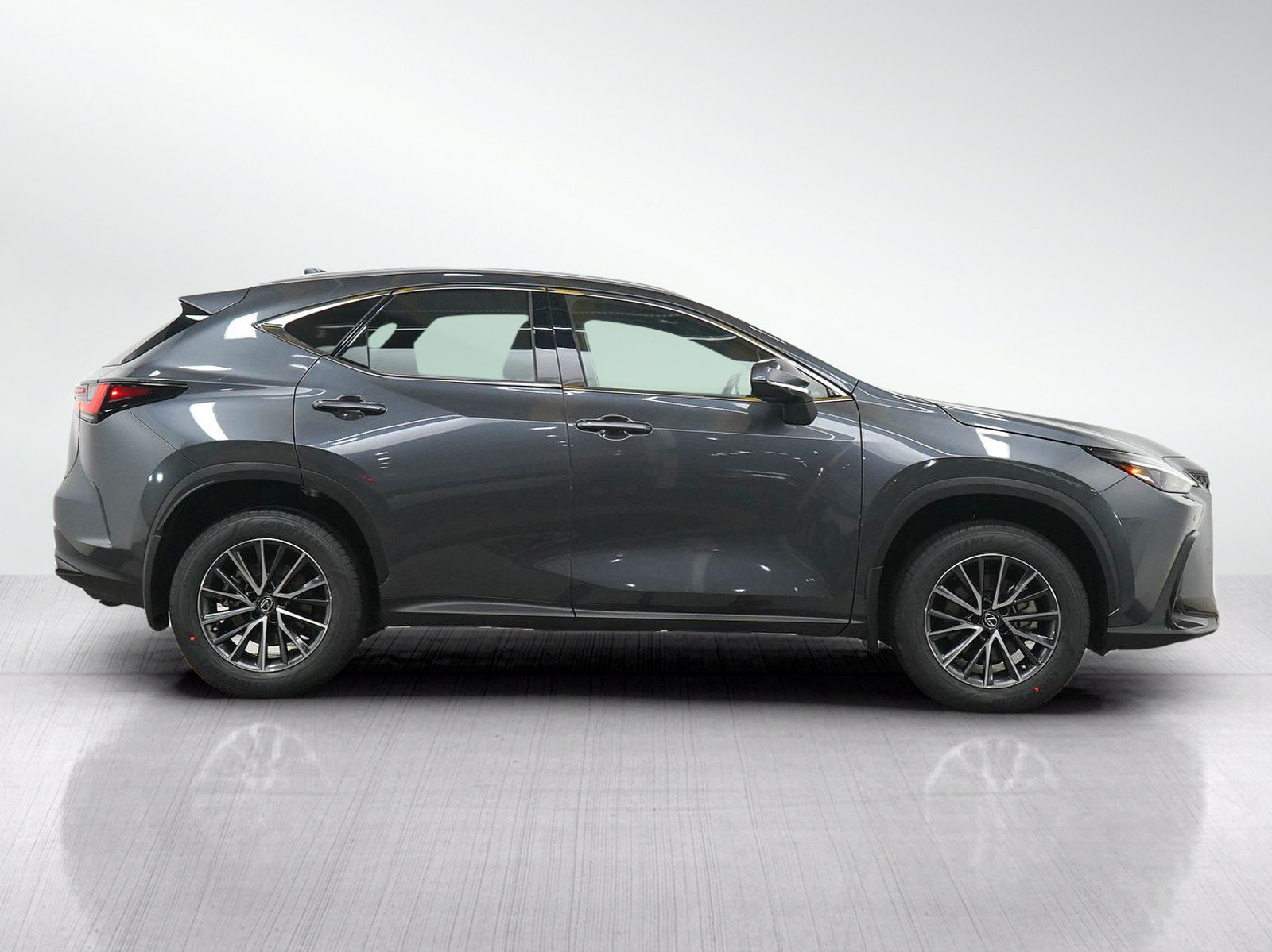 Used 2022 Lexus NX 350h AWD image 7