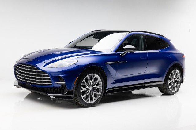 Used 2023 Aston Martin DBX 707 image 9