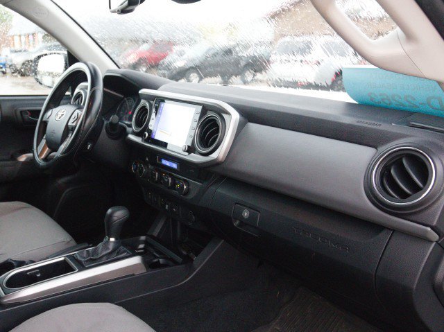 Used 2023 Toyota Tacoma SR5 AWD/4WD image 30
