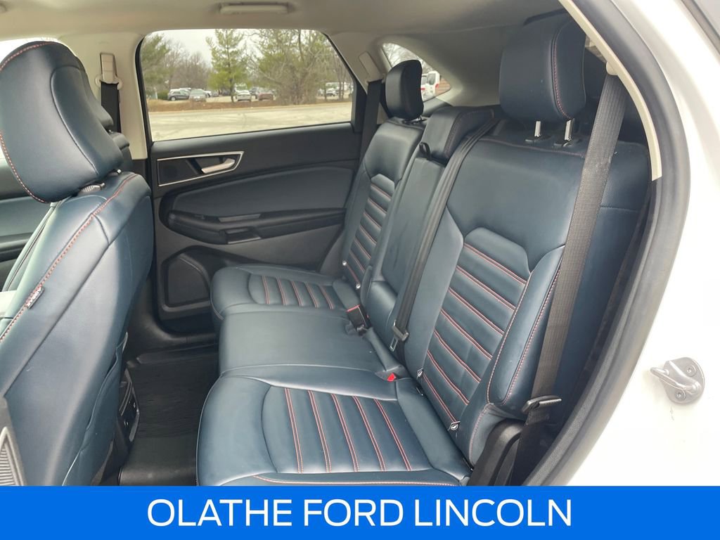 Used 2023 Ford Edge SEL w/ Sport Appearance Package image 28
