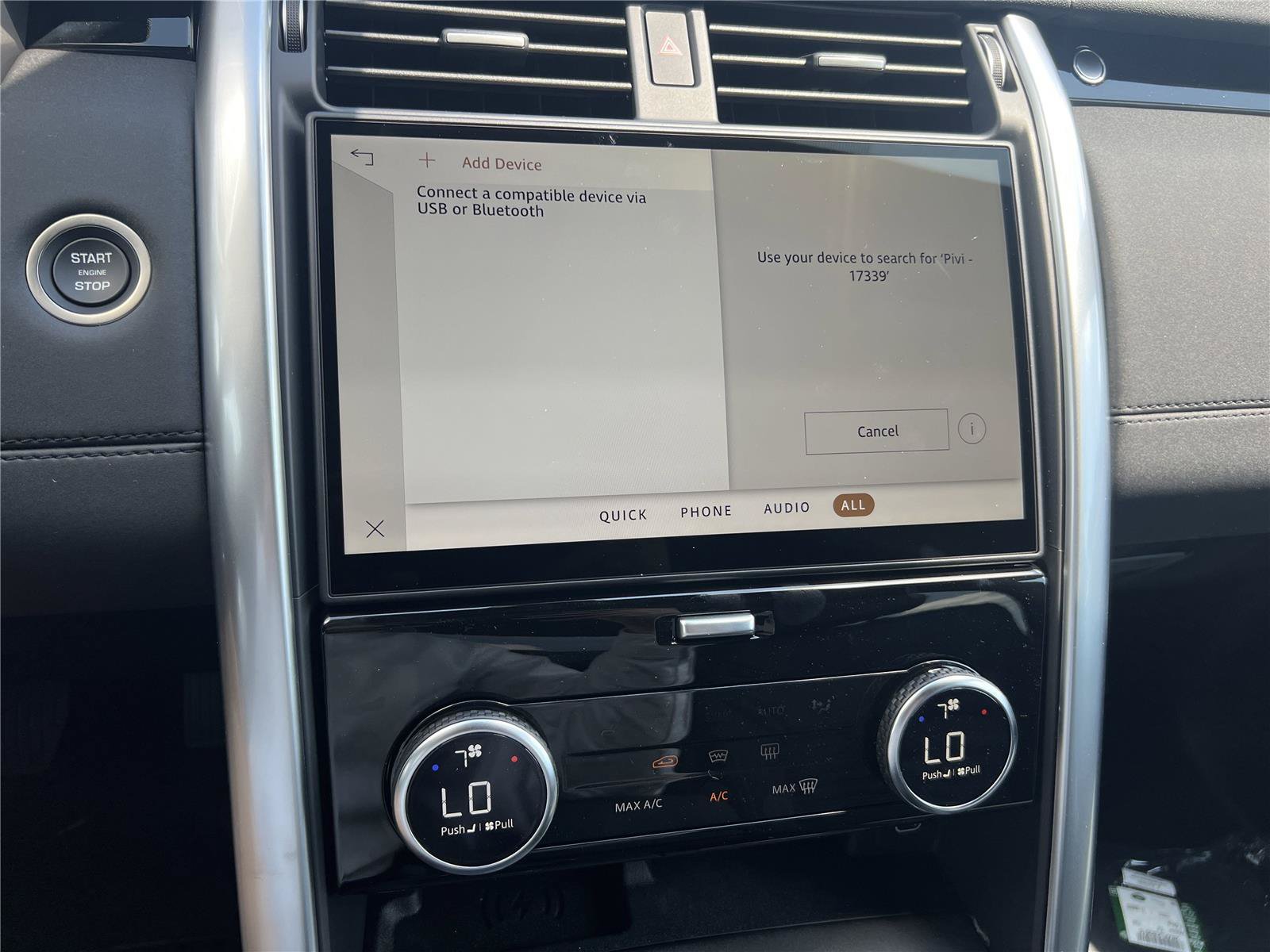 New 2025 Land Rover Discovery S AWD/4WD image 19