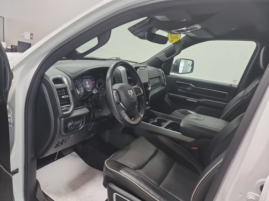 Used 2023 RAM 1500 Laramie AWD/4WD image 31