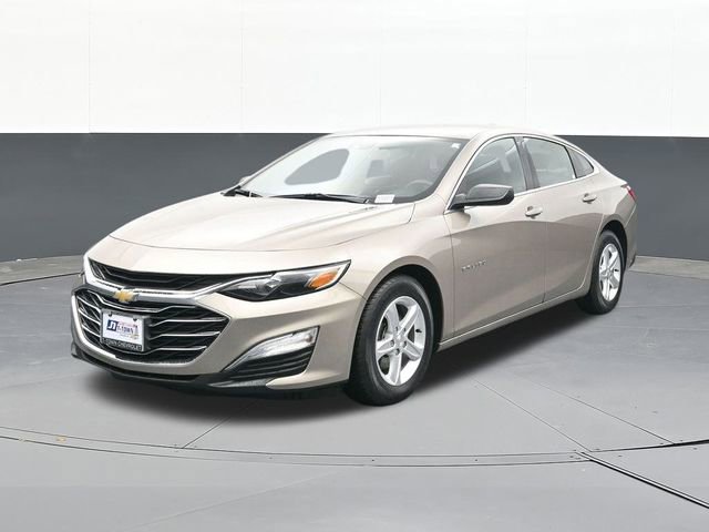 Used 2023 Chevrolet Malibu LS image 4