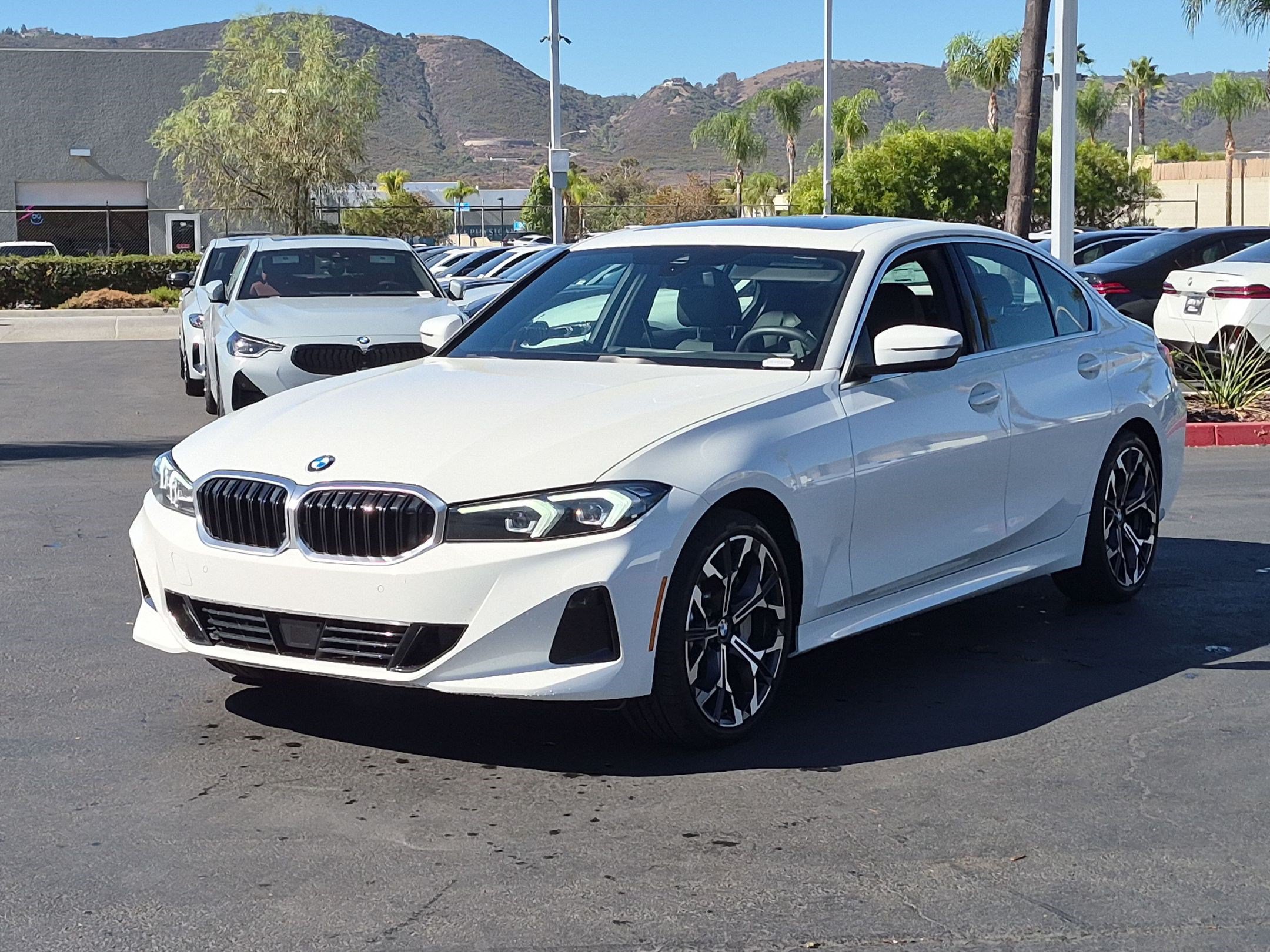 Used 2026 BMW 330i Sedan w/ Convenience Package RWD image 5