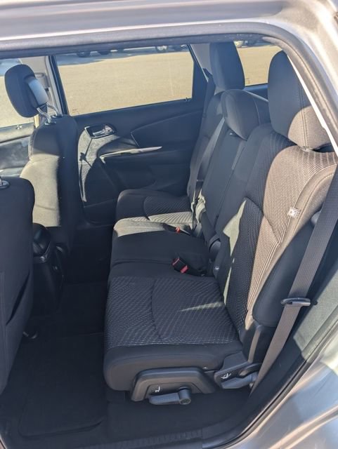Used 2015 Dodge Journey SE image 32
