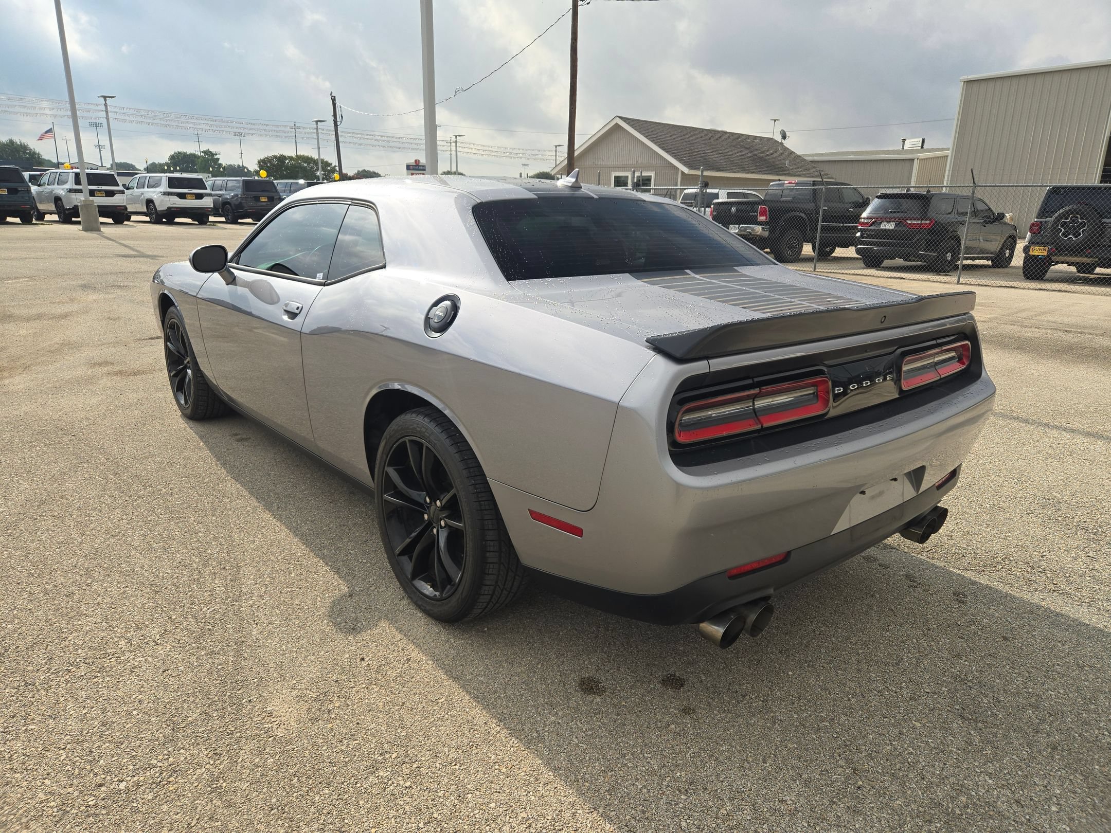 Used 2016 Dodge Challenger SXT w/ Blacktop Package RWD image 5
