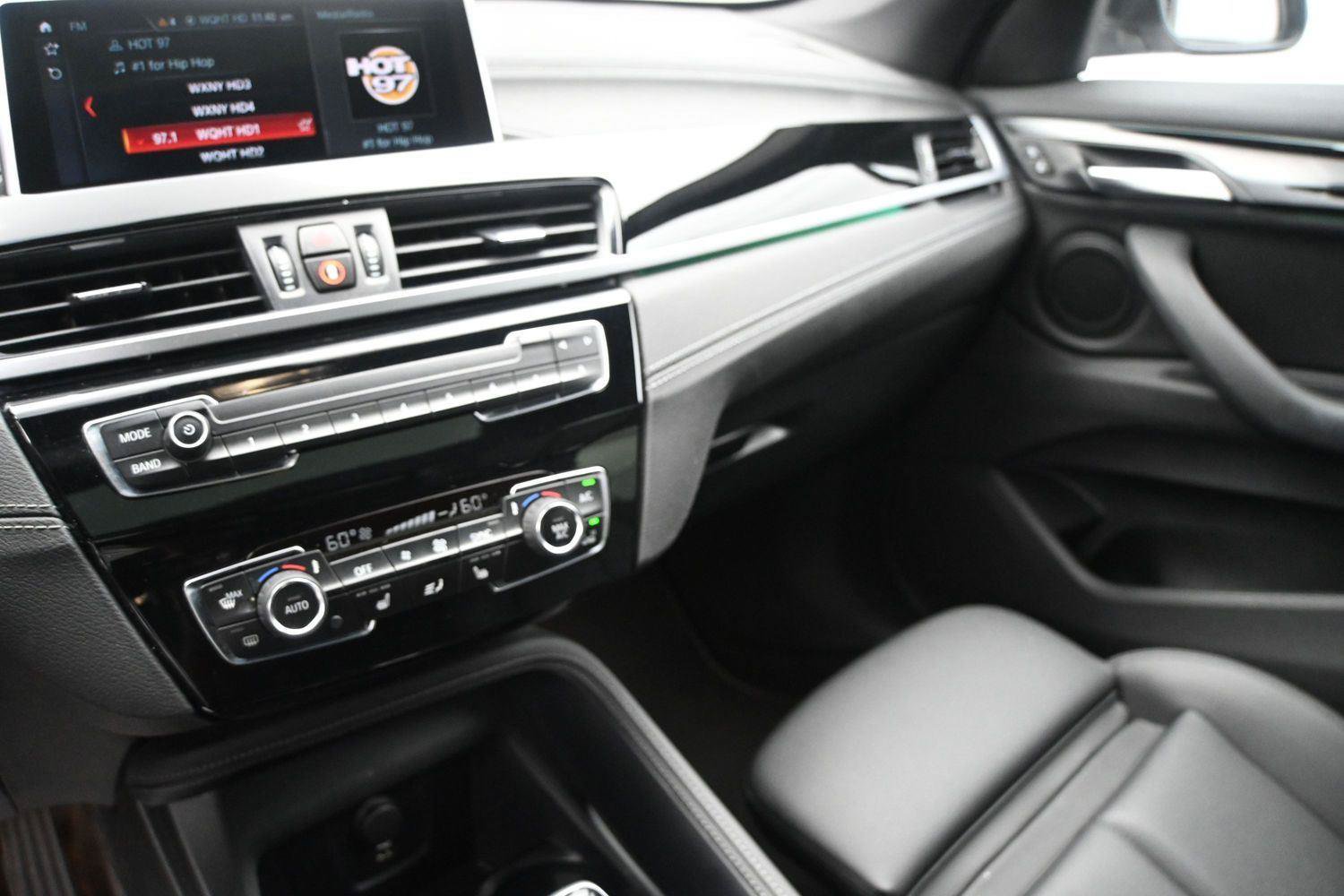 Used 2020 BMW X1 xDrive28i w/ Premium Package AWD/4WD image 4