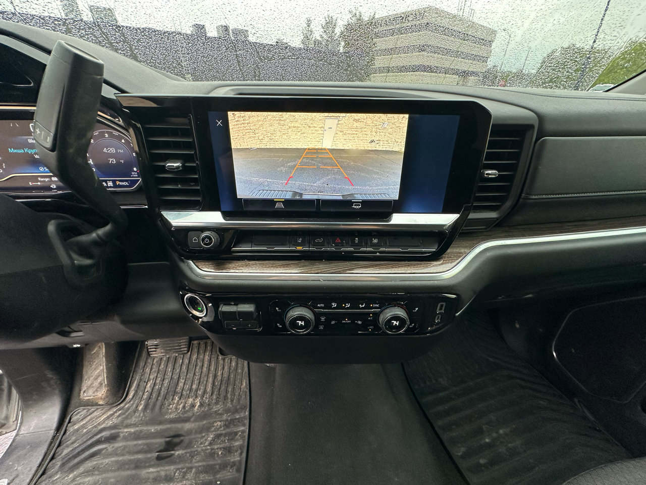 Used 2025 Chevrolet Silverado 2500 LT w/ Convenience Package image 16