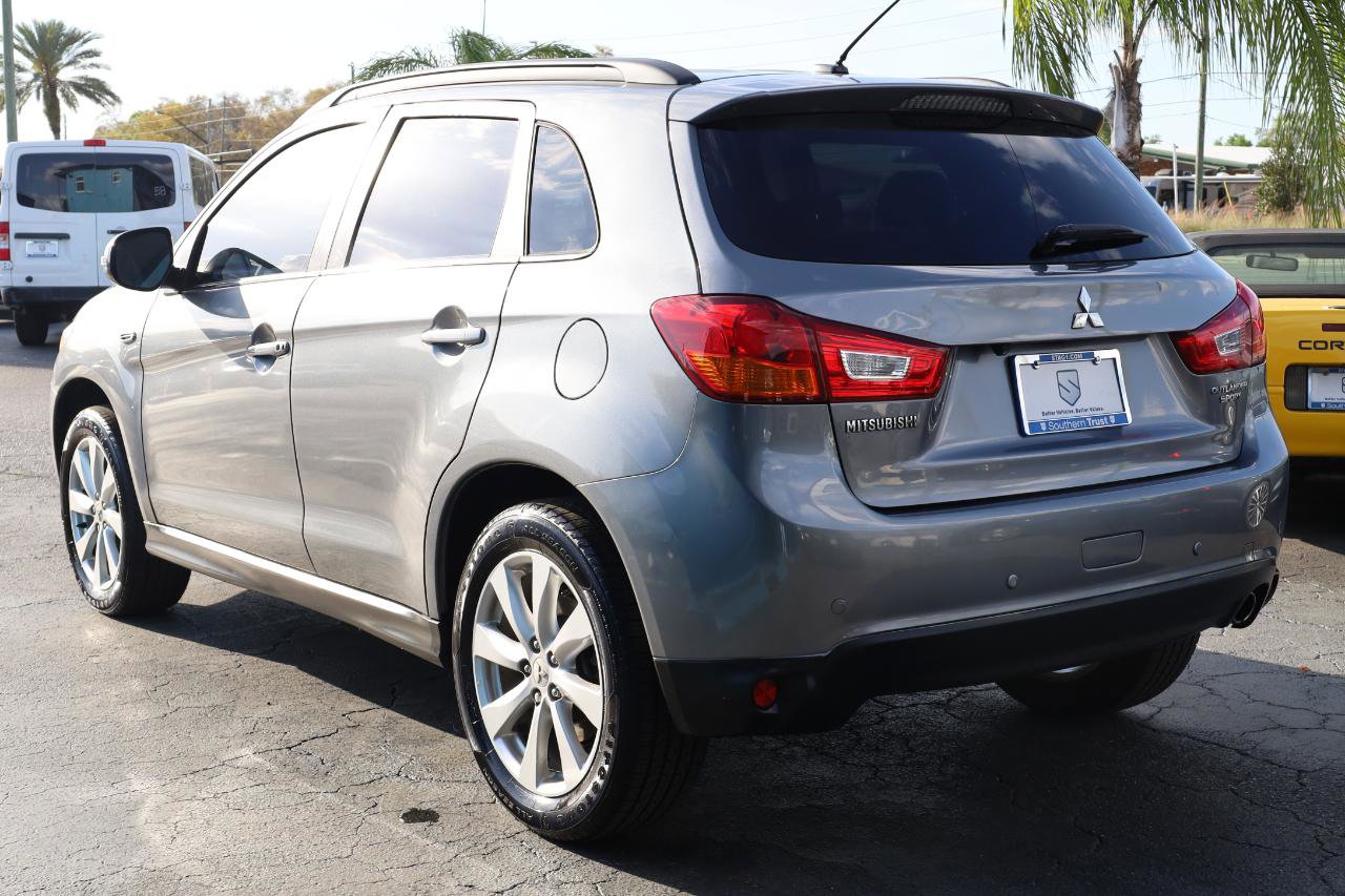 Used 2015 Mitsubishi Outlander Sport GT FWD image 3