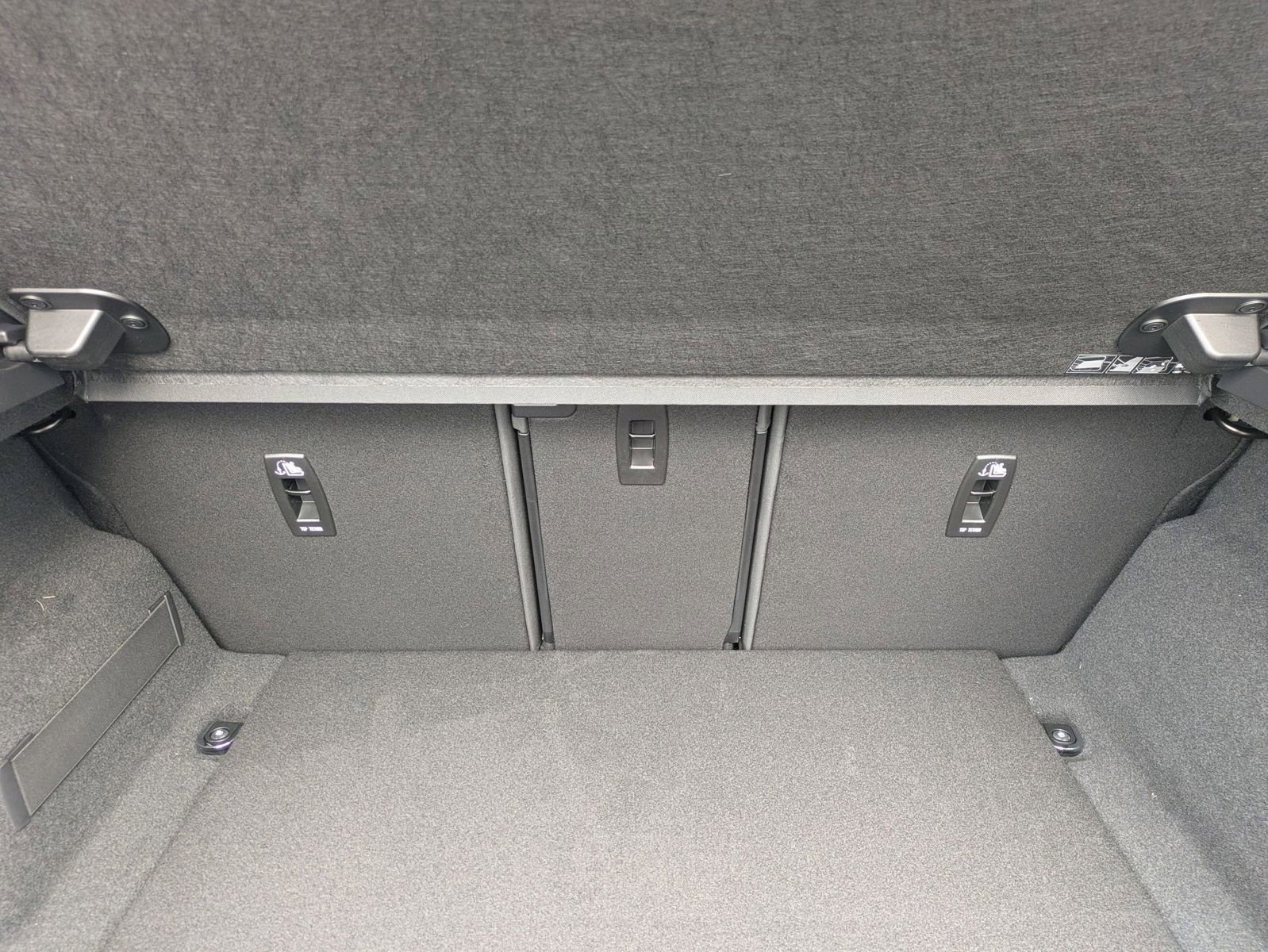 New 2026 Land Rover Range Rover Evoque S image 27