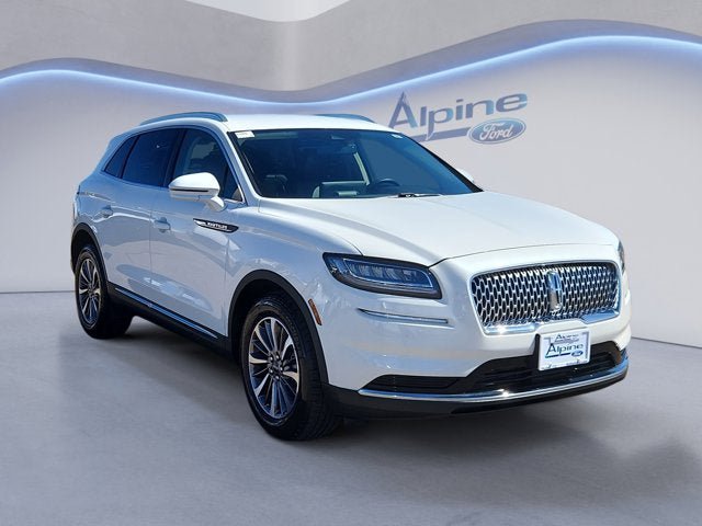Used 2023 Lincoln Nautilus AWD w/ Premium Package image 7