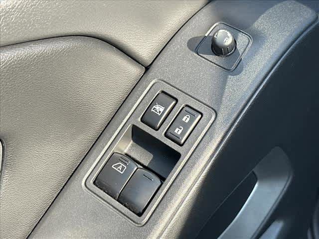 Used 2025 Nissan Frontier SV RWD image 13