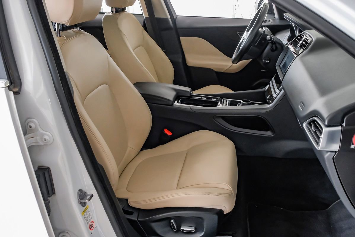 Used 2019 Jaguar F-PACE Premium AWD/4WD image 31