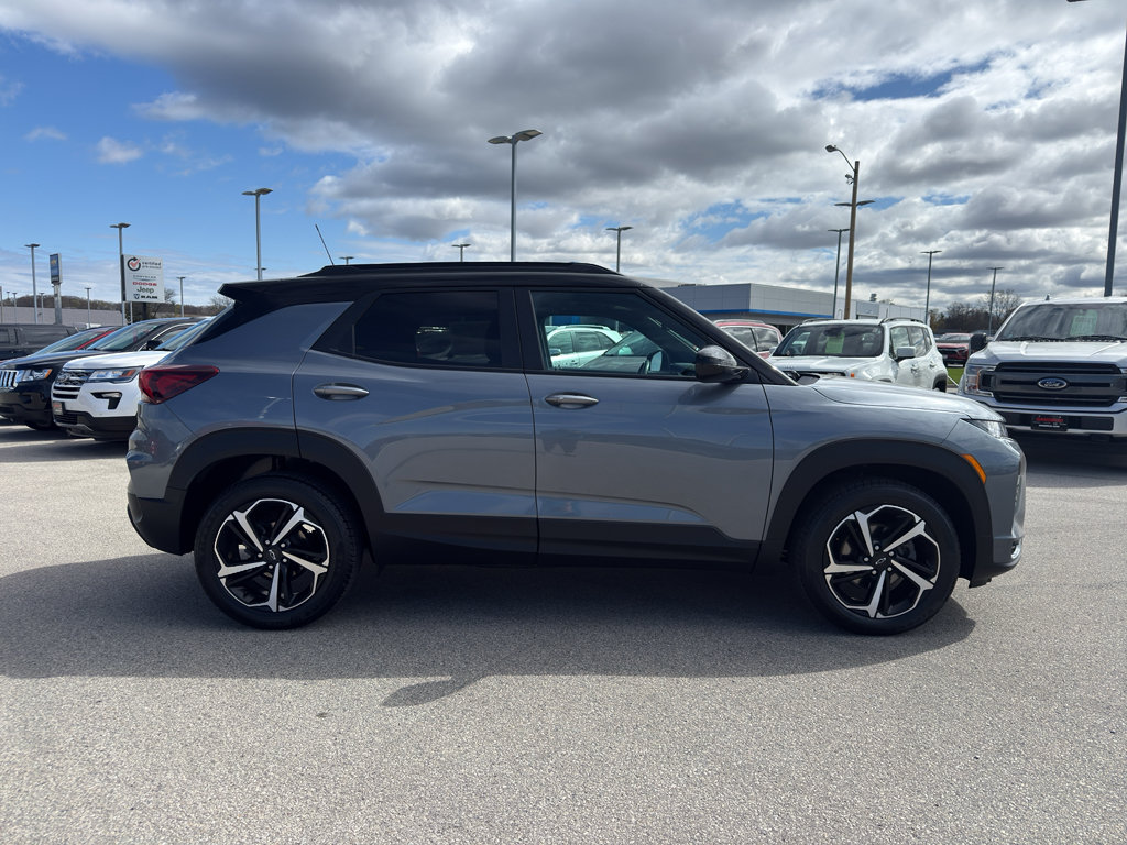 Used 2021 Chevrolet TrailBlazer RS w/ Convenience Package FWD image 4