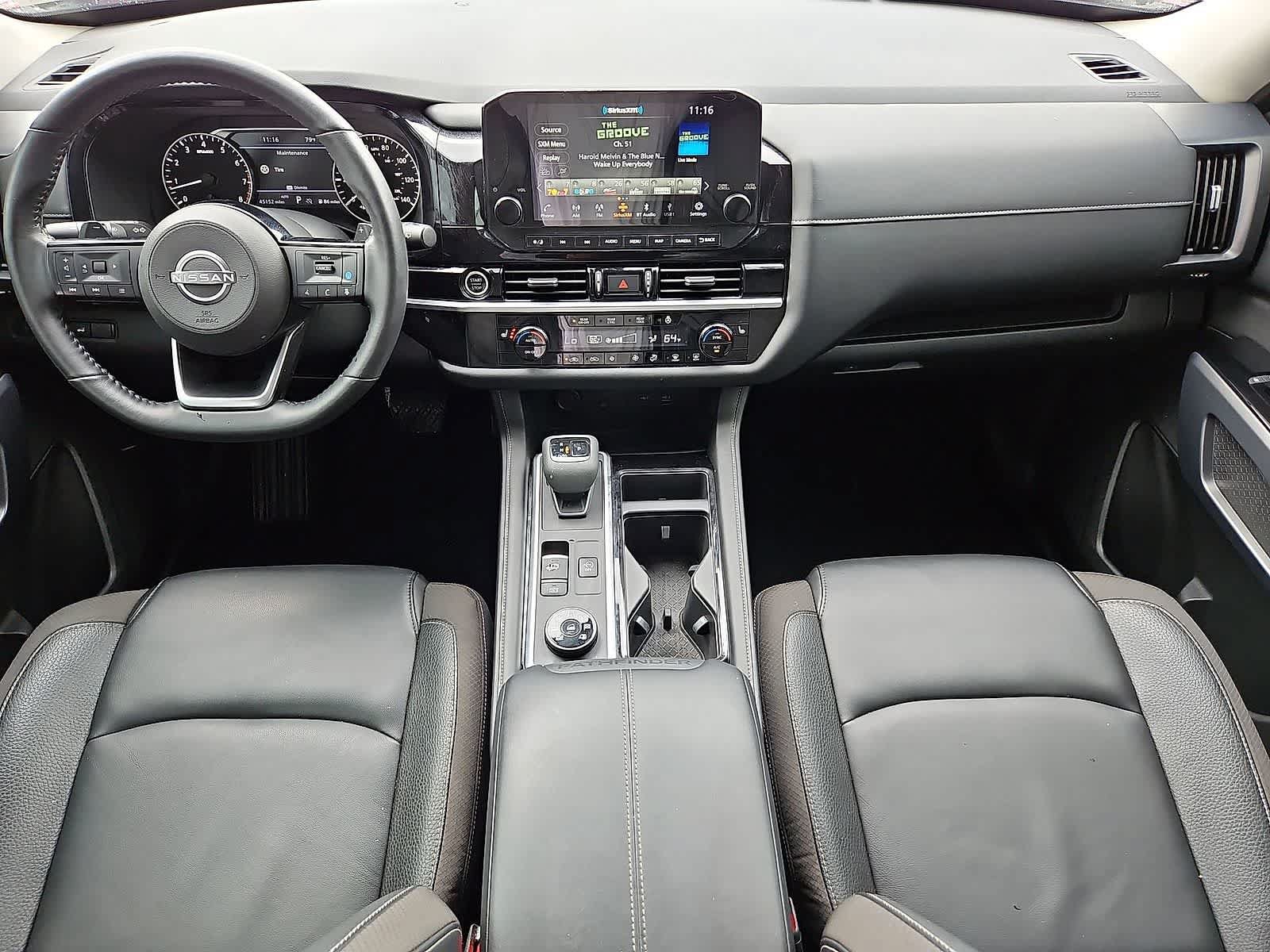 Used 2023 Nissan Pathfinder SL w/ Lighting Package (N92) AWD/4WD image 26