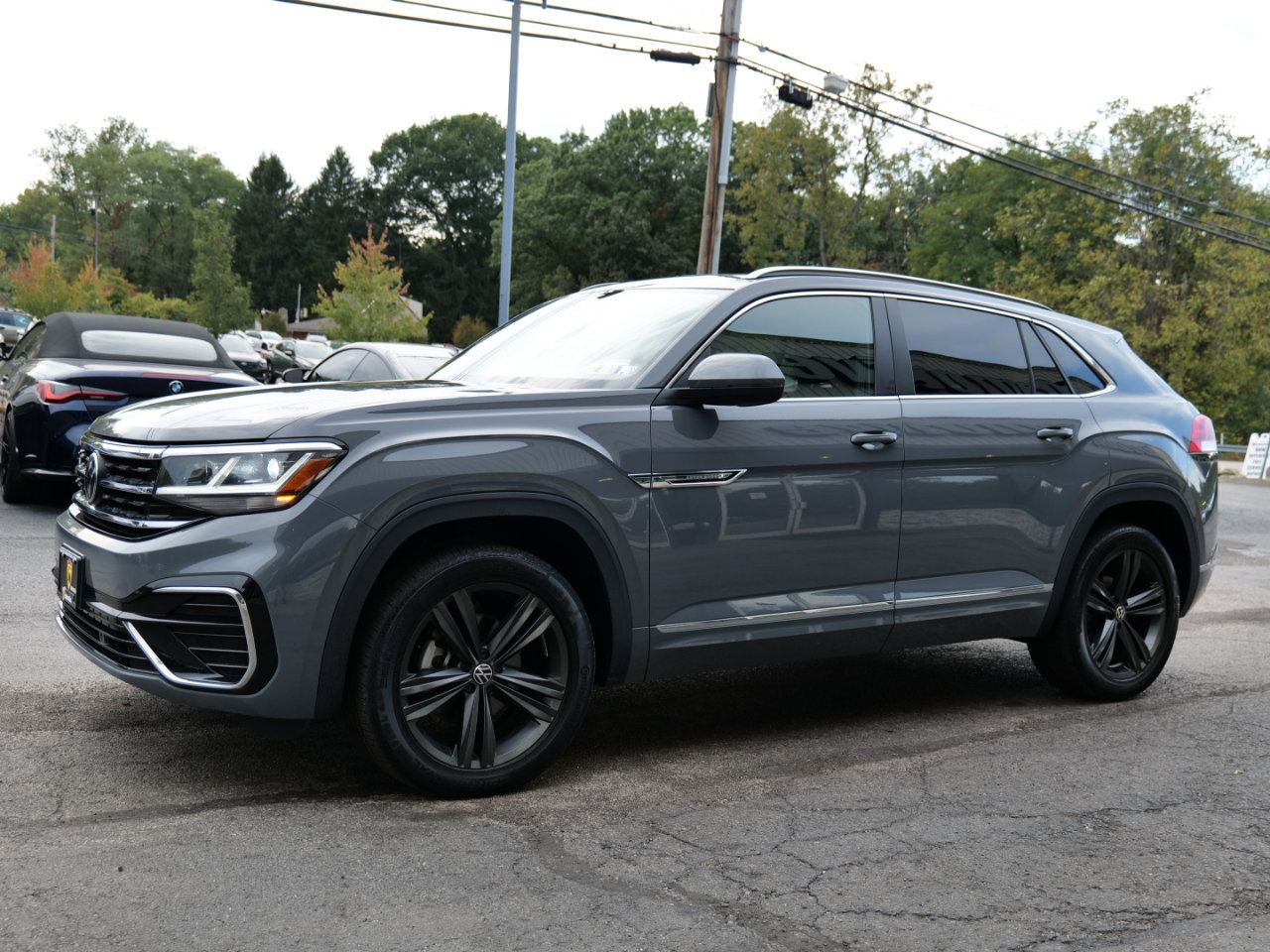 Used 2022 Volkswagen Atlas Cross Sport SEL R-Line image 10