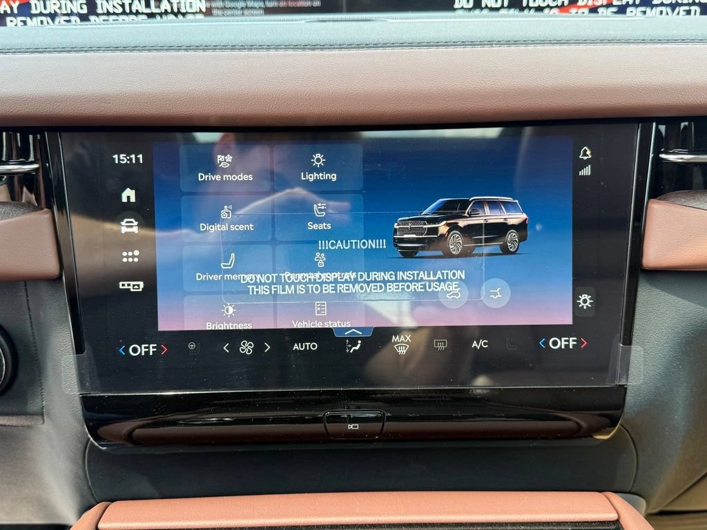 New 2027 Lincoln Navigator Reserve AWD/4WD image 18