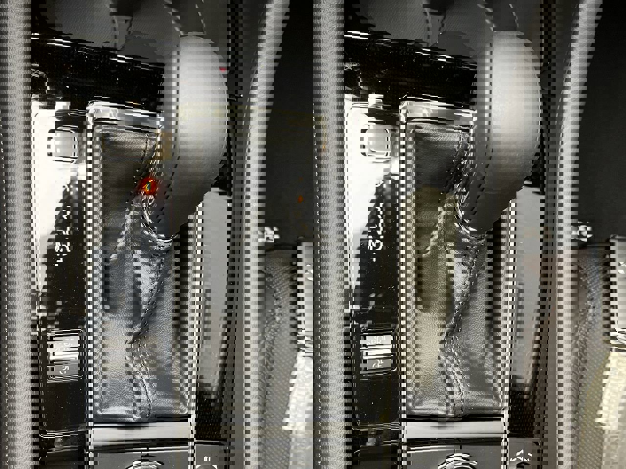 New 2025 MAZDA MAZDA3 Hatchback w/Premium Plus Pkg image 23