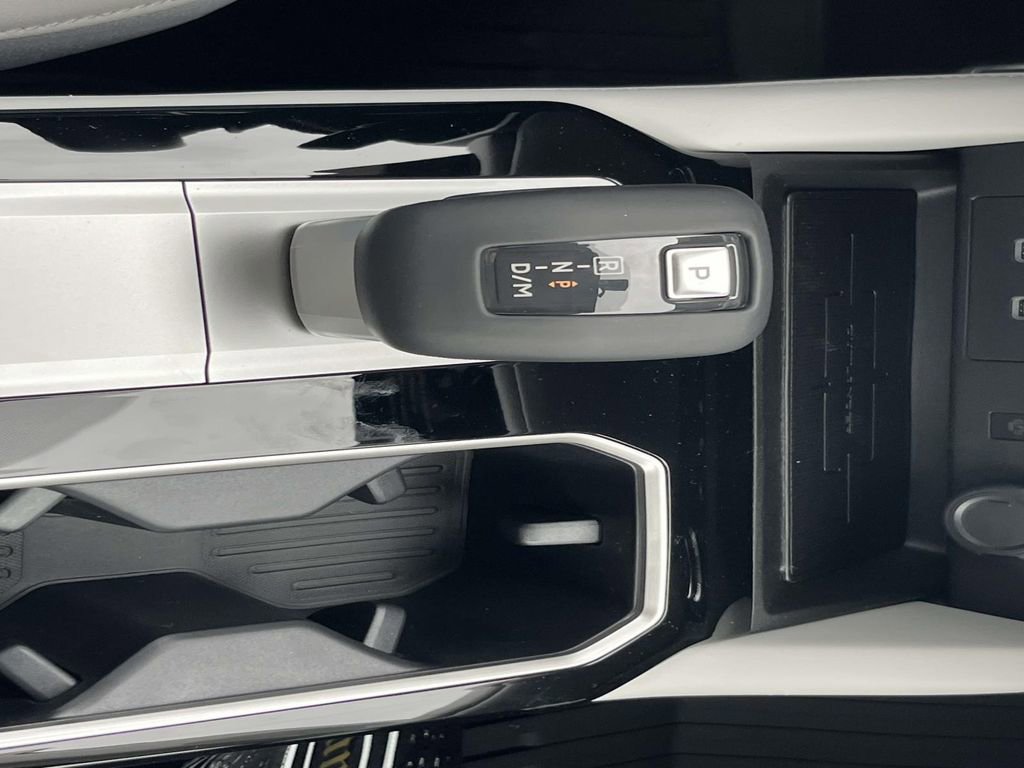 New 2026 Mitsubishi Outlander SEL FWD image 22