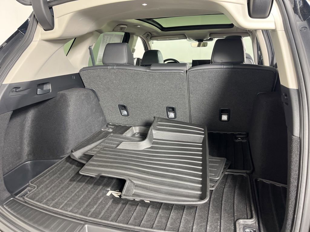Certified 2025 Acura RDX w/ Technology Package AWD/4WD image 9